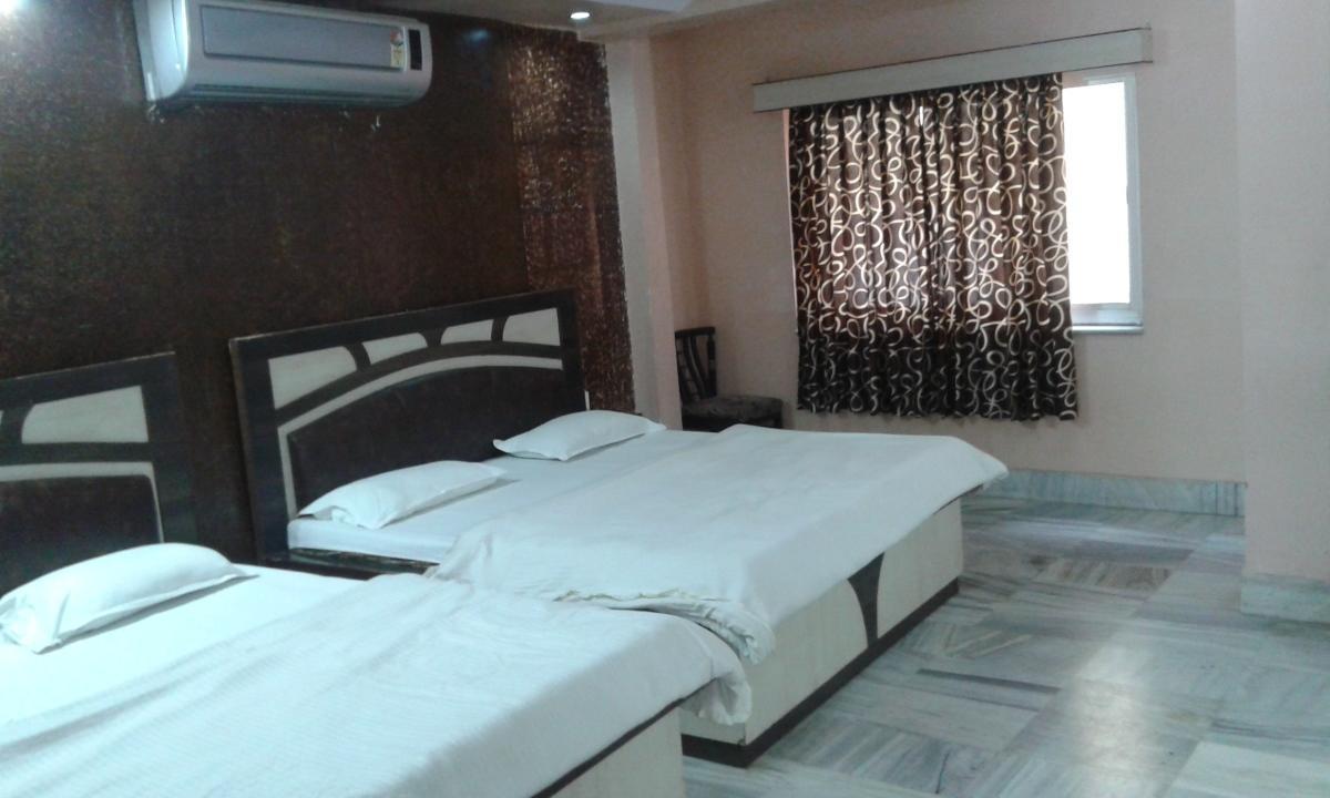 Neelam Palace Hotel Ajmer Buitenkant foto
